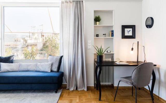 Elegant Luminous 3BD apartment in Kolonaki by UPSTREET