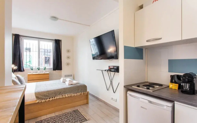 Magnificent Studio - 2P - Moulin Rouge