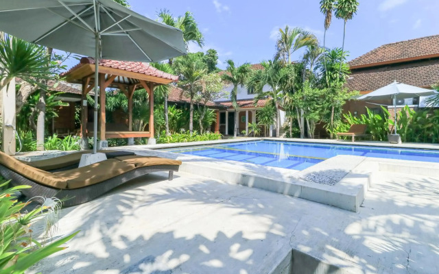 Ayu Lili Garden Hotel