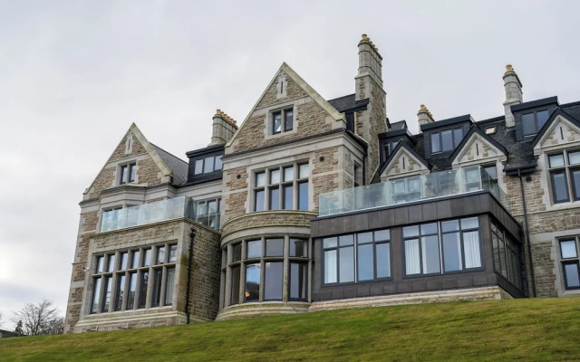 Treloyhan Manor