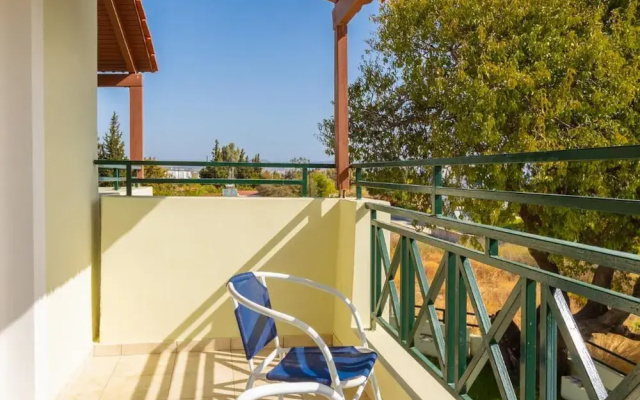 Amphitrite Villa in Gennadi