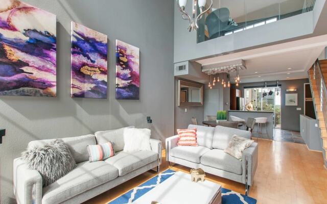 Beautiful 2br/2.5ba Apt in Little Italy by Domio