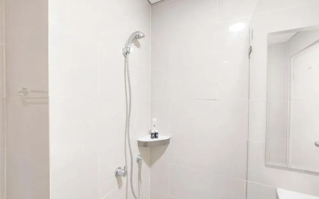 Comfortable Studio At Podomoro City Deli Medan Apartment