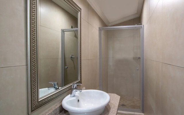 Sunward Park Guest House & Conference Centre