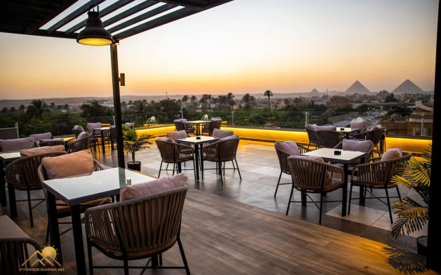 Pyramids Sunrise Inn
