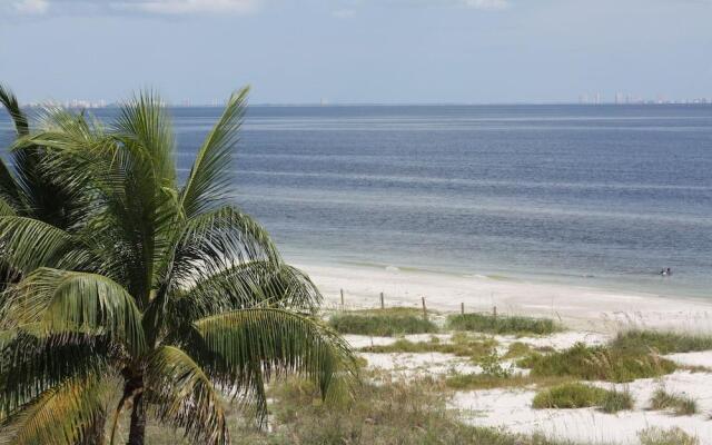 Ocean's Reach Condominiums