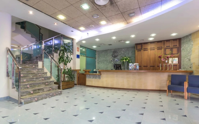 Bahía Aparthotel