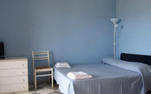Comeinsicily - Les Roches Noires