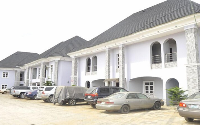 Transtell Suites & Apartments