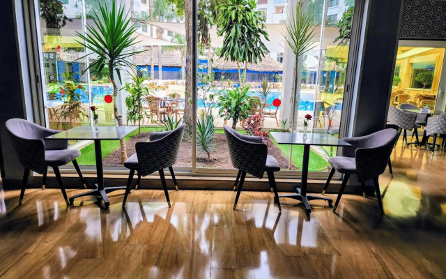 El Oumnia Puerto & Spa