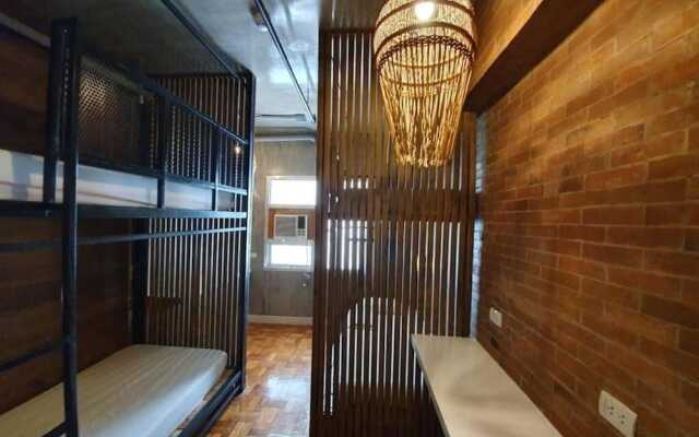 Connector Hostel by OYO Rooms