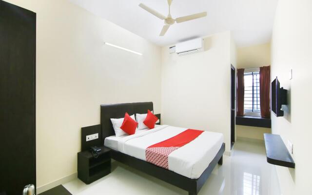 CAPITAL O 23461 Champion Lotus