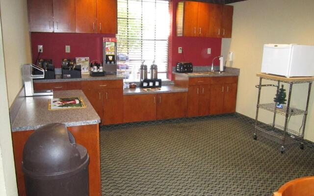 Comfort Inn & Suites