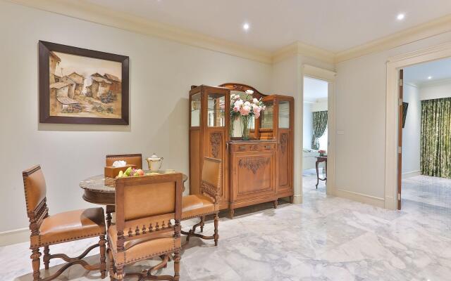 At Pingnakorn Riverside Hotel Chiangmai