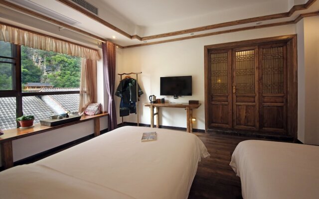 Zhangjiajie One City One Inn