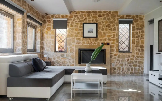 Aeolia Villa Athenian Riviera