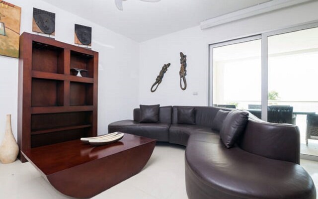 Marea Azul Condominium by ChezPlaya