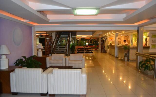 Costa Cabralia Hotel