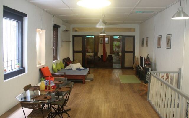 Klick-Klock Home Stay