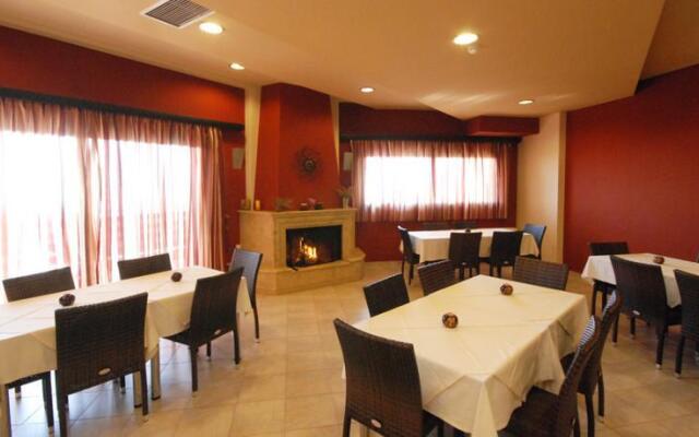 Drymonas Hotel