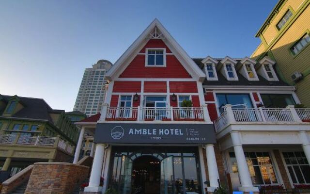 hotelImage