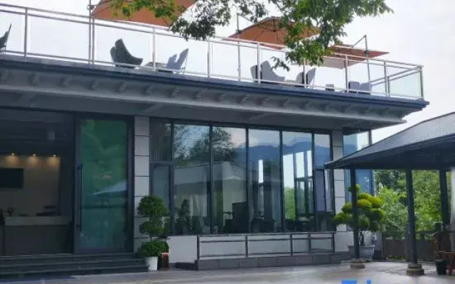 Qiaozhuanju Hotel (Dujiangyan Qingchengshan)