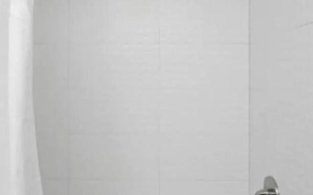 Crescent Furnished Apartments