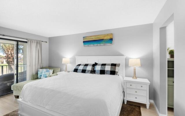 Edgewater Golf Villa 1409