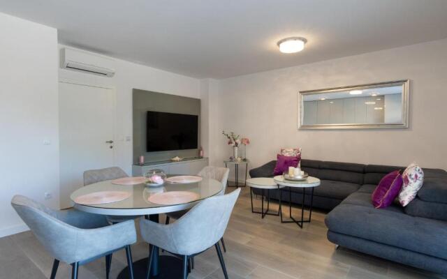 La Suite Apartment