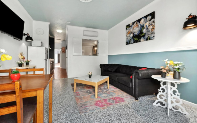 Villa Vaucluse Apartments of Cairns