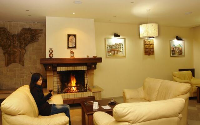 Winslow Infinity Apart Hotel