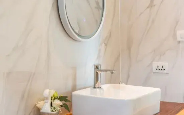 5House:A luxury beachfront villa on Samui