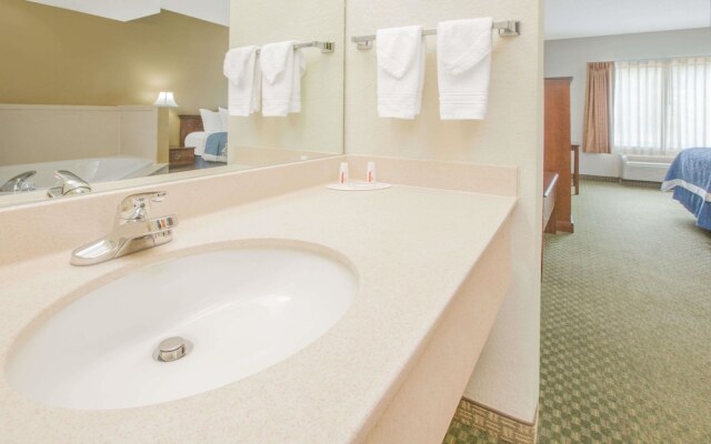 Days Inn Hattiesburg MS