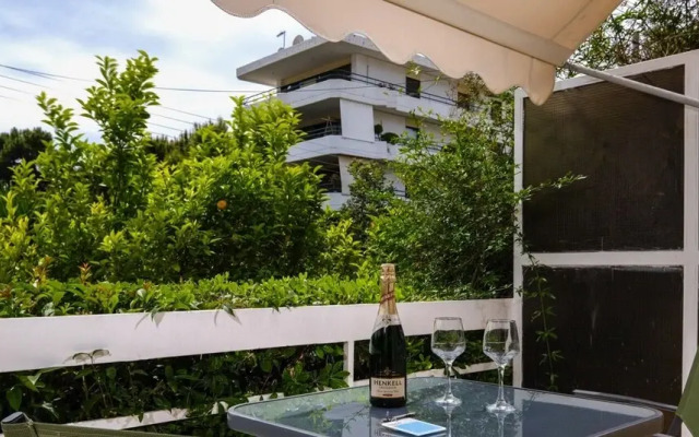 40m² homm Glyfada Apartment, Tataki street