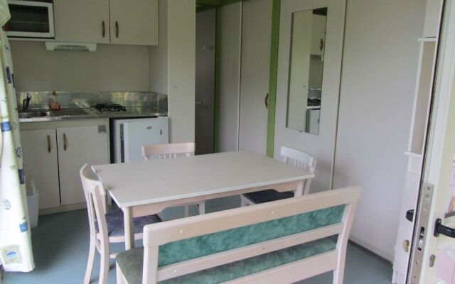 Camping des Etoiles - Chalets