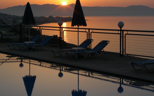 Renieris Hotel