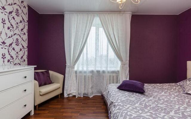 Apartment Ordzhonikidze 55