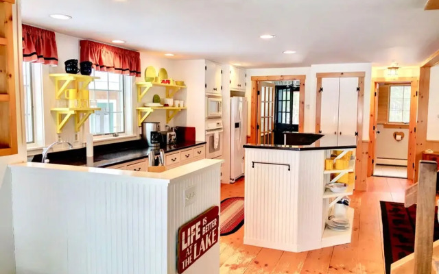 Lake Retreat by Bretton Woods Vacations