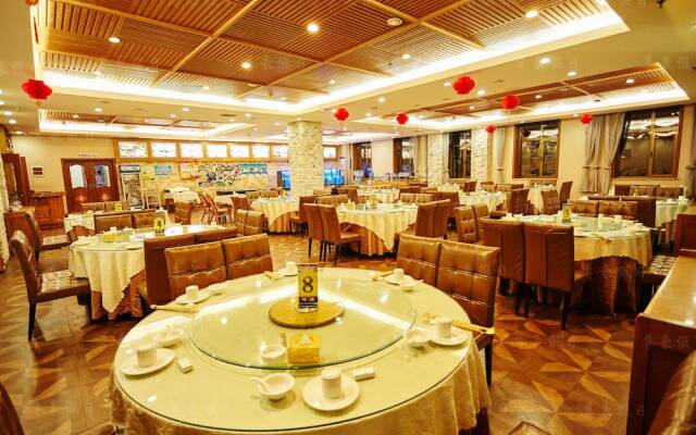 Dalian Zunhao Holiday Hotel