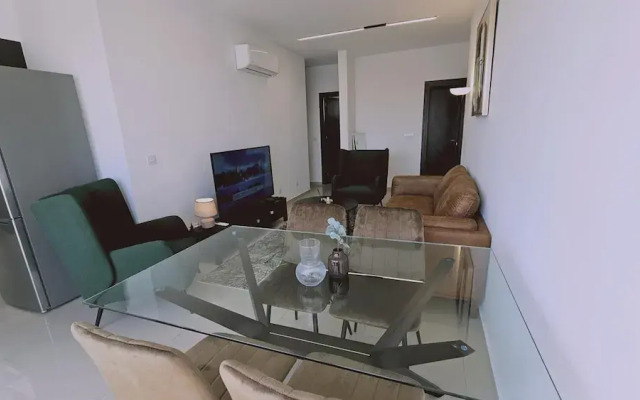 104 NIC - 501 Stay Cosmo City Suite