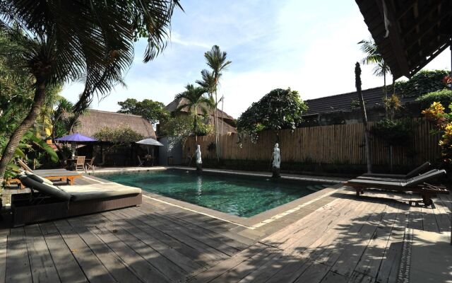 Airy Ubud Monkey Forest Bali