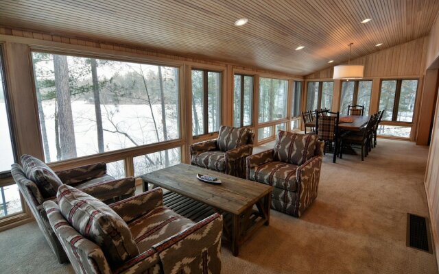 Serenity On Lake Owen 5 Bedroom Hotel Room by Redawning