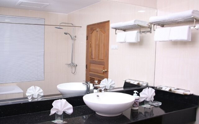 Excel Treasure Hotel