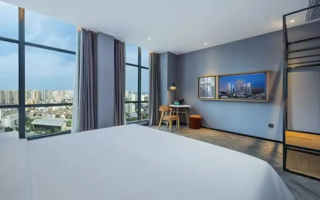 Yifeng hotel