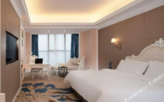 Vienna International Hotel (Hunan Hengyang East High-Speed Railway Station)