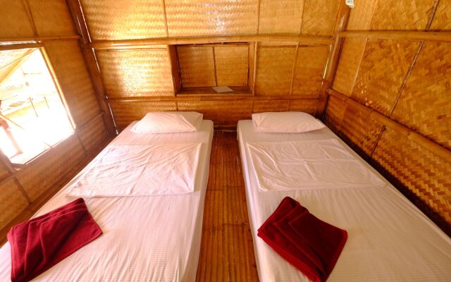 Bamboo Hut Bungalow-Adults Only