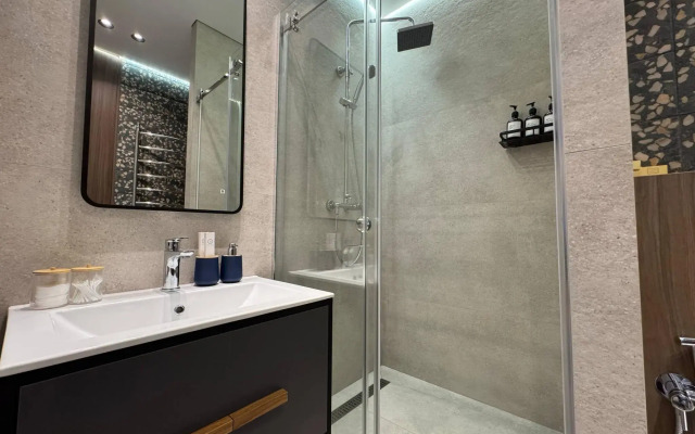 Апартаменты на Леонида Левина 7