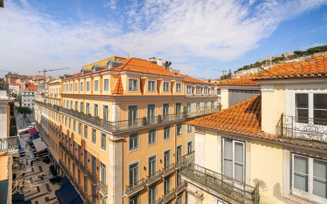 Santa Justa Prime Location