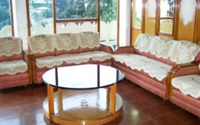 Hotel Spring