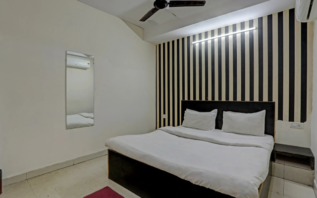 Hotel O Kanak palace